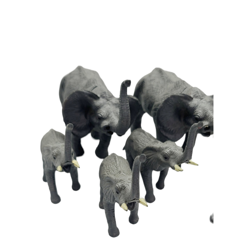Plastic Animals Lot - Picture 3 of 8